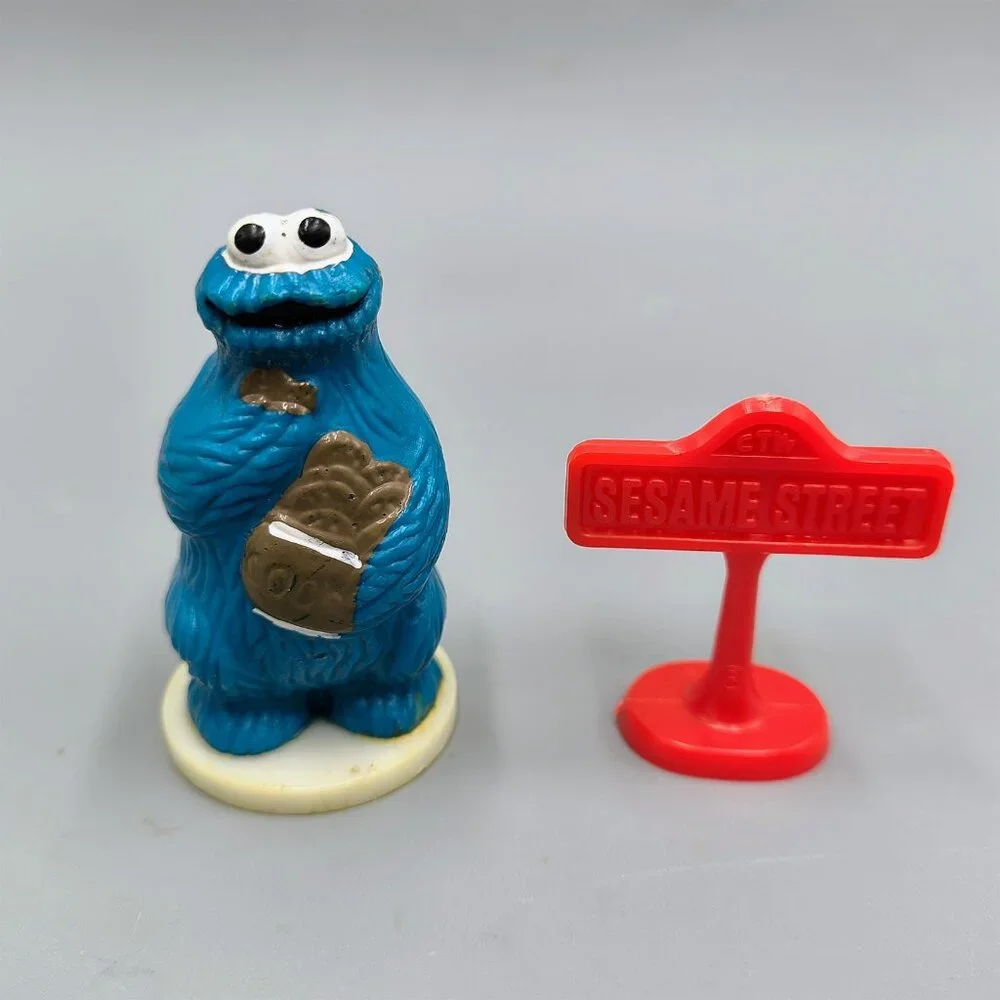 Wilton Sesame Street Party Cake Toppers with Sign Oscar Big Bird Cookie Monster